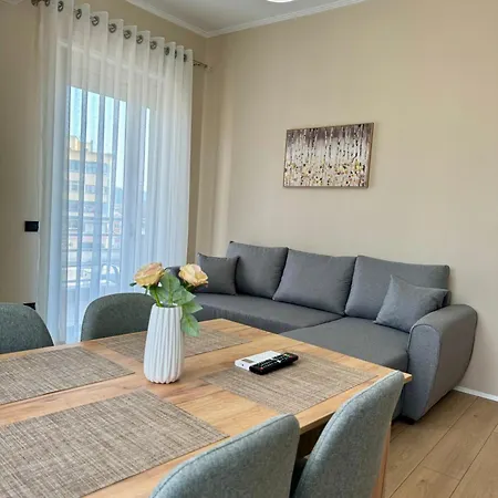 New Bazaar Cozy 4 * Tirana