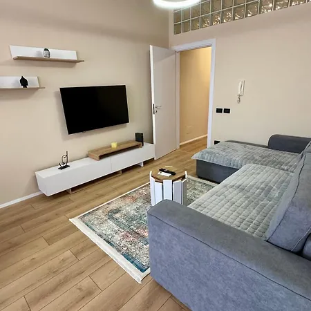 New Bazaar Cozy 4 Tirana