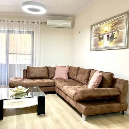 New Bazaar Cozy 4 Apartment Tirana