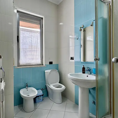 New Bazaar Cozy Luxor , 10 * Tirana
