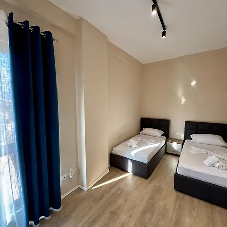 New Bazaar Cozy Luxor , 10 * Tirana