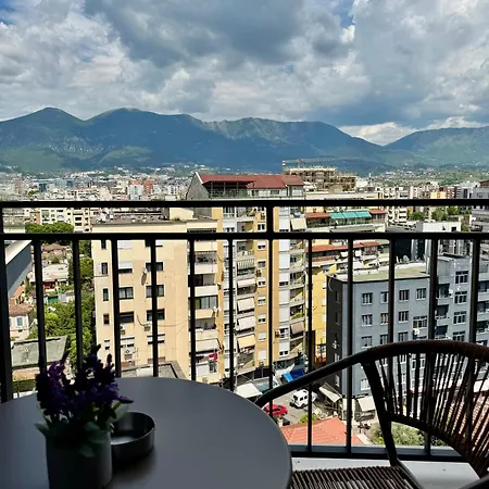 New Bazaar Cozy Luxor , 10 Tirana